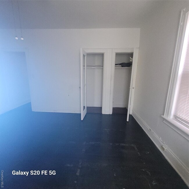 Building Photo - 93-18 240th St