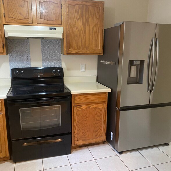 Building Photo - 6408 Baker Ct