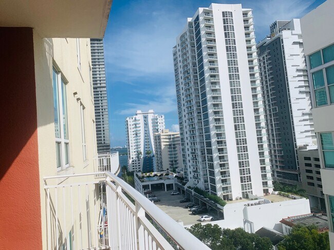 Building Photo - 2275 Biscayne Blvd Blvd