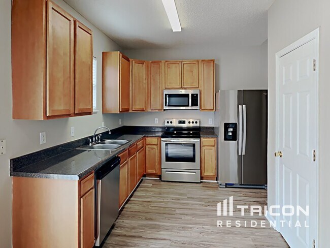 Building Photo - 240 Bassett Loop