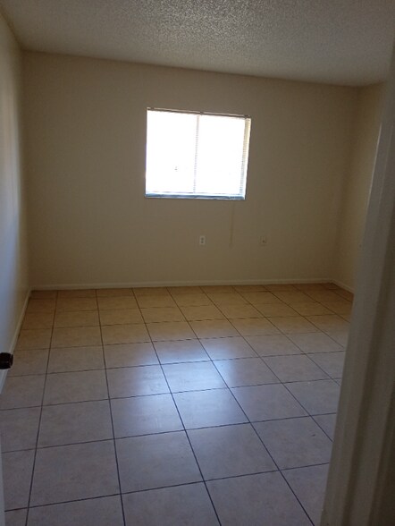 Building Photo - 111 Caribbean St