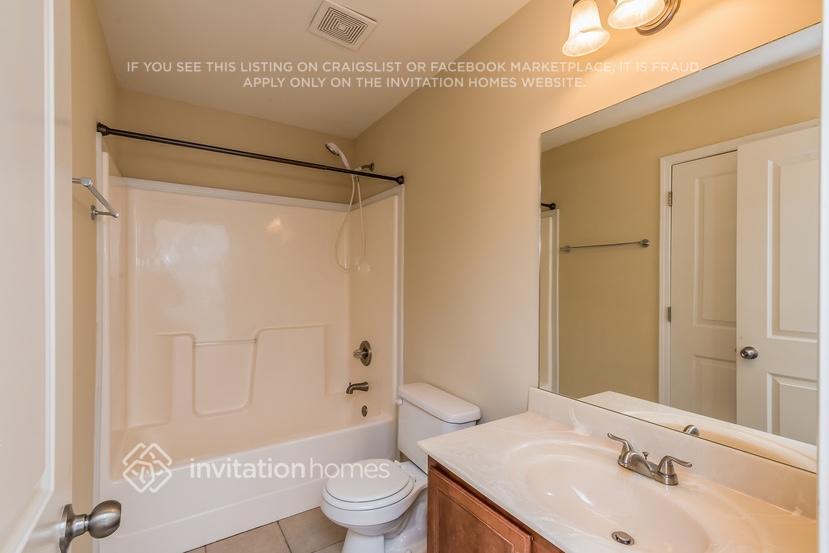 Building Photo - 123 Village Pkwy