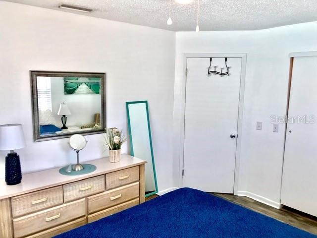 Building Photo - 115 15th Ave