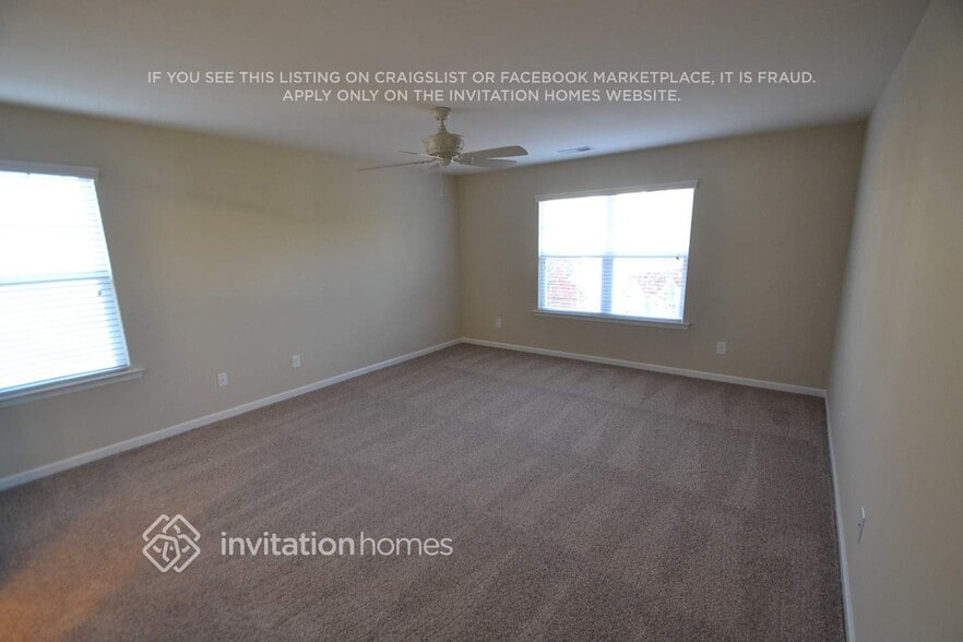 Building Photo - 2717 Lawson Dr