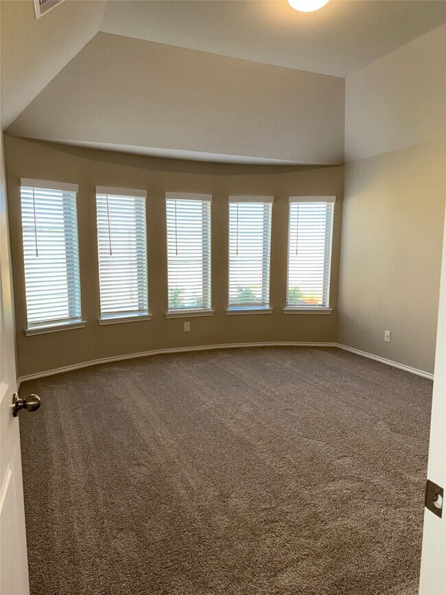 Building Photo - 31965 Retama Rnch Dr