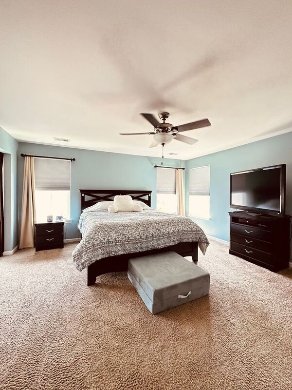 Building Photo - 4536 Briarwood Dr