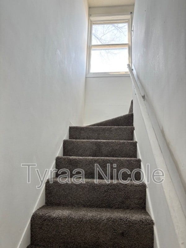 Building Photo - 22241 Lyndon St