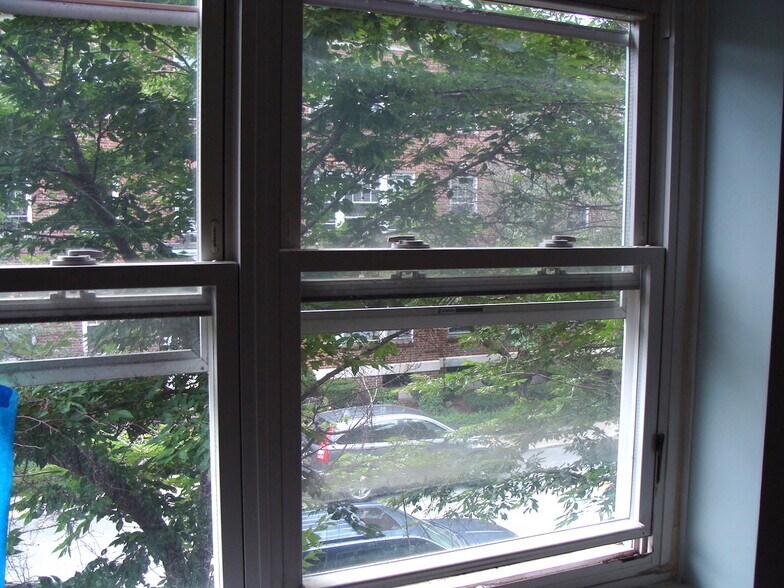 Building Photo - 5 Alton Ct