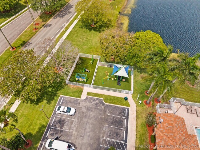 Building Photo - 15350 NW 6th Ct