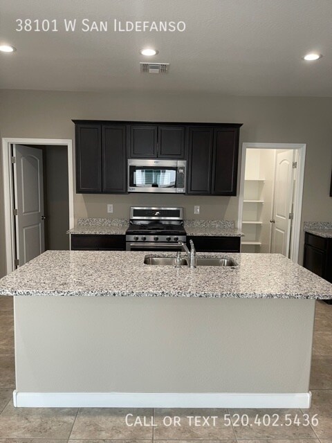 Building Photo - 38101 W San Ildefanso Ave