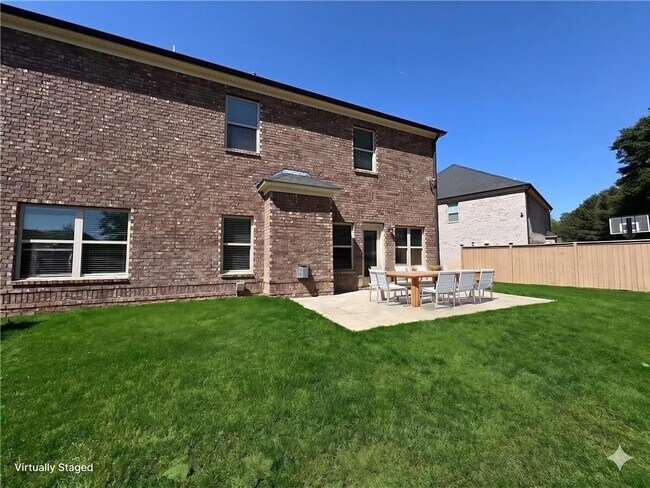 Building Photo - 2640 Tyler Bay Ln