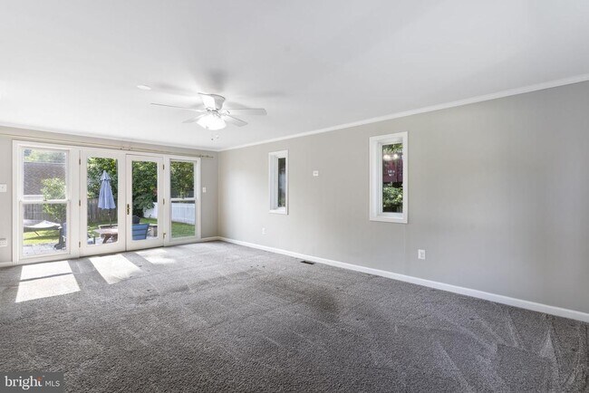 Building Photo - 4023 Poplar St