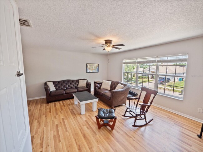 Building Photo - 4904 Adair Oak Dr