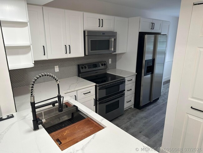 Building Photo - 10300 Hidden Springs Ct