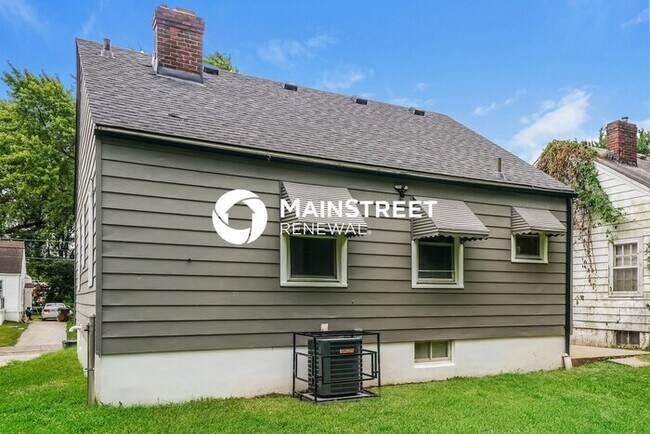 Building Photo - 2 Bedroom Pet-Friendly Home in Louisville,...