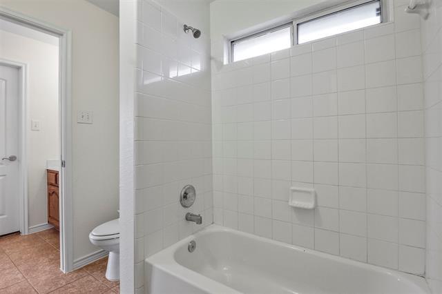 Building Photo - 13463 Four Willows Dr