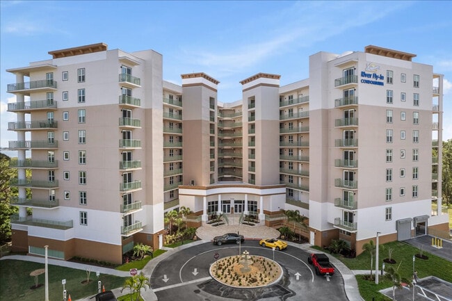 Building Photo - 701 Pilot Ln