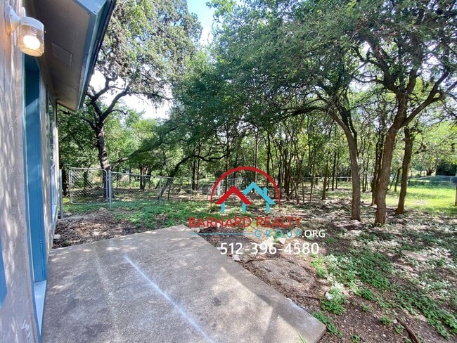 Building Photo - Available July 11: 3 bedroom, 2.5 Bath Duplex with Garage and Fenced Yard