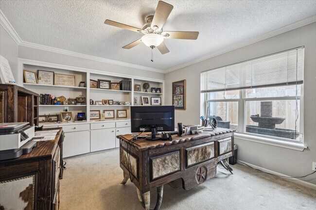 Building Photo - 11742 Pecan Creek Dr