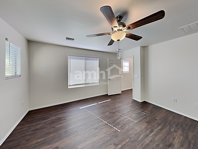 Building Photo - 14376 N Bannerstone Ct