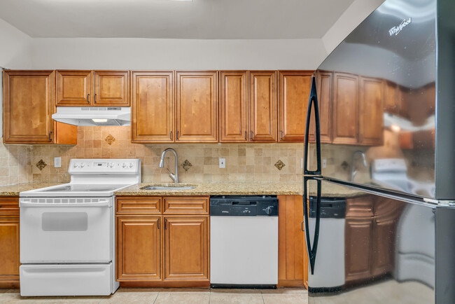 Building Photo - 4500 N Federal Hwy