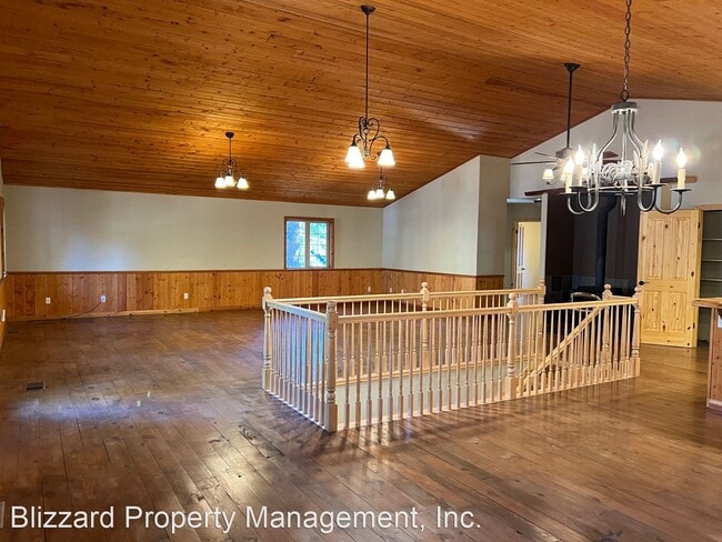 Building Photo - 5 br, 4 bath House - 30 Whispering Pines Road