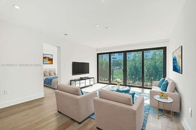 Building Photo - 200 Sunrise Dr