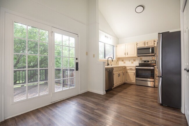 Building Photo - 11513 Juniper Ridge Dr