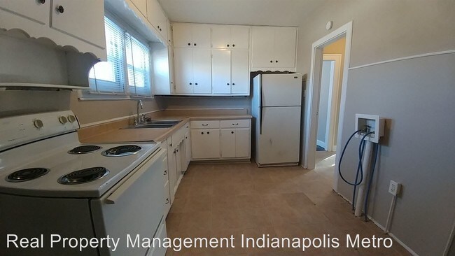 Building Photo - 2 br, 1 bath House - 668 N Temple Ave.