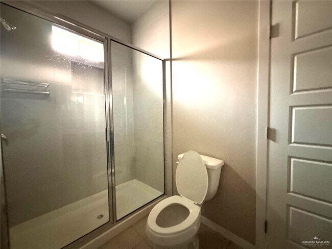 Building Photo - 1313 Alta Vista Dr