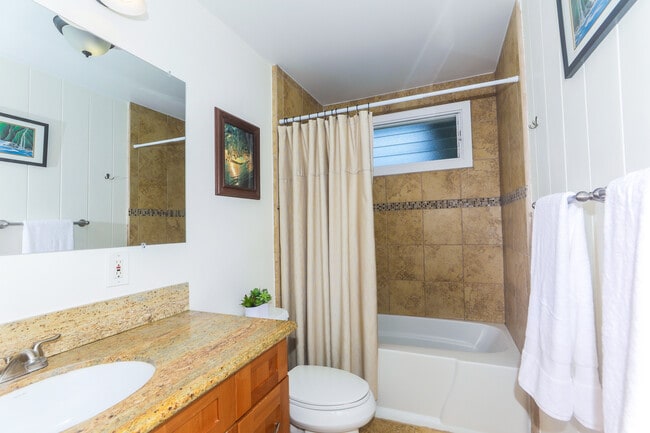 Building Photo - 372 Ilimalia Loop