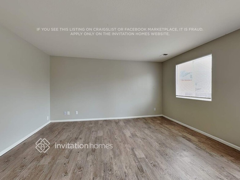 Building Photo - 2232 E 97th Dr