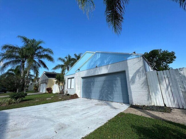 Building Photo - 89 Buxton Ln