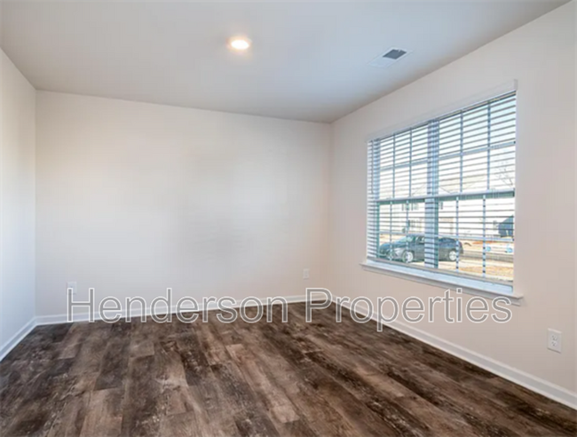 Building Photo - 2844 Sherrills Strm Dr
