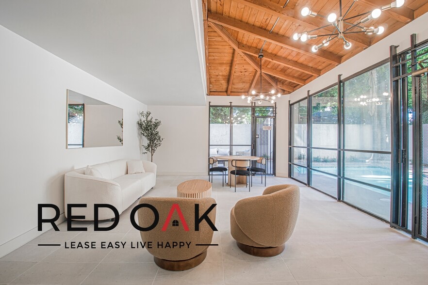 Building Photo - Toluca Lofts