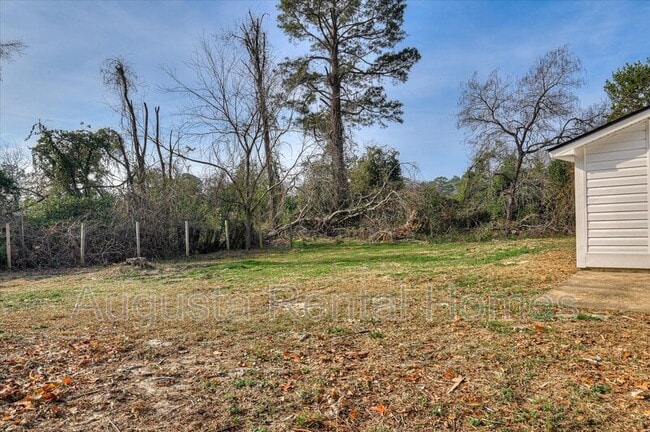 Building Photo - 3422 Chadborne St