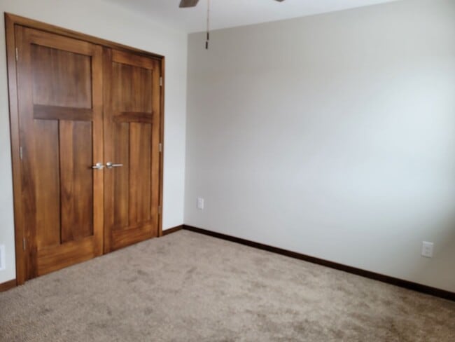 Building Photo - 420 Sierra Pl