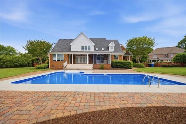 Building Photo - 2320 Perez Way
