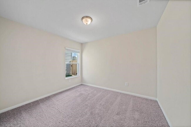Building Photo - 15549 Briar Forest Dr