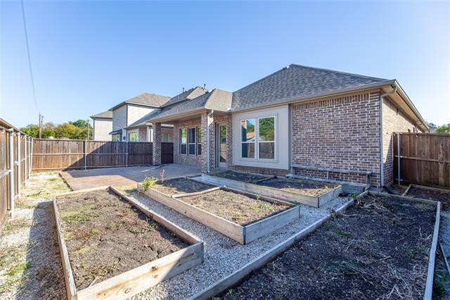 Building Photo - 2205 Granger Ln