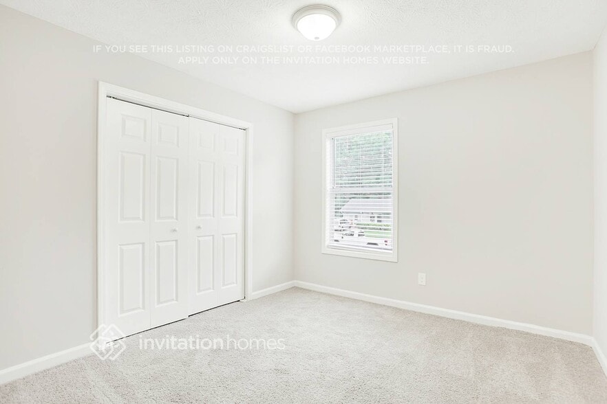 Building Photo - 3442 Mustang Dr
