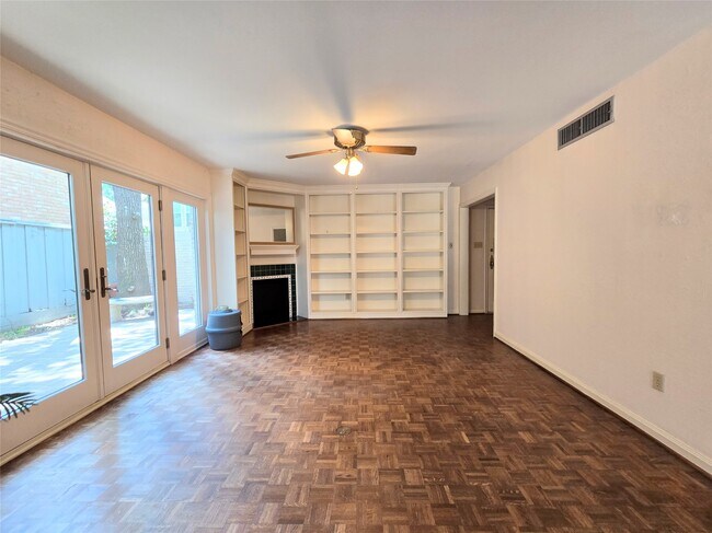 Building Photo - 12 Kings Row