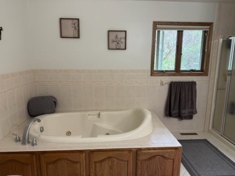 Building Photo - 409 Meadow Ct