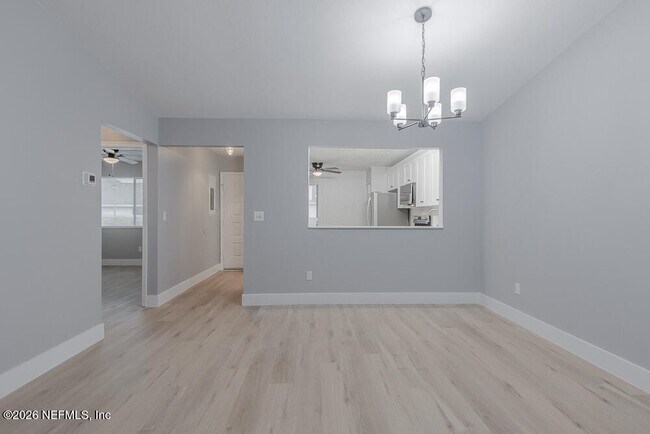Building Photo - 2131 Sea Hawk Dr