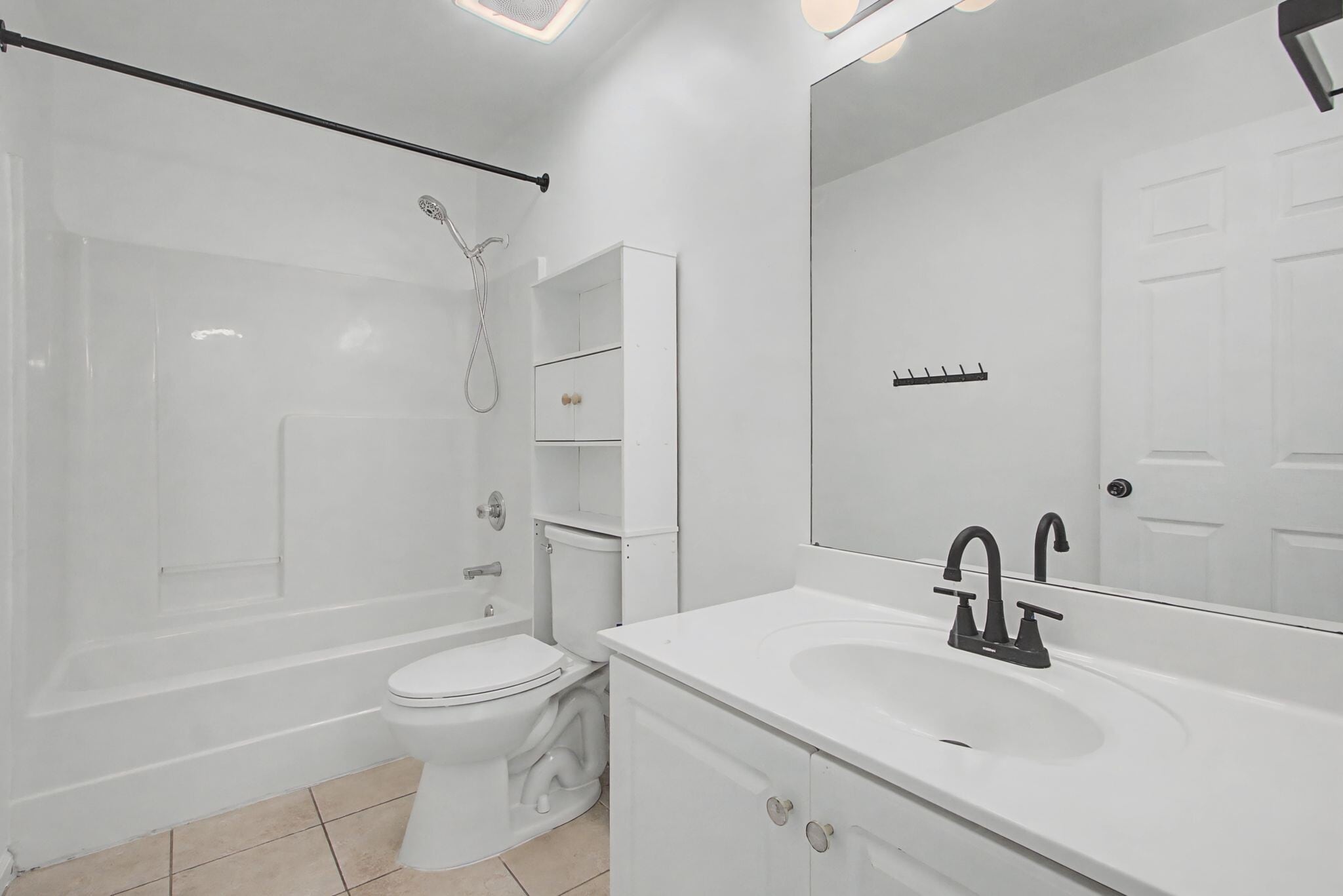 Building Photo - 2932 Burtonwood Dr