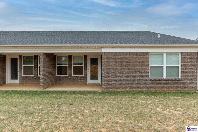 Building Photo - 305 Breckinridge Cir