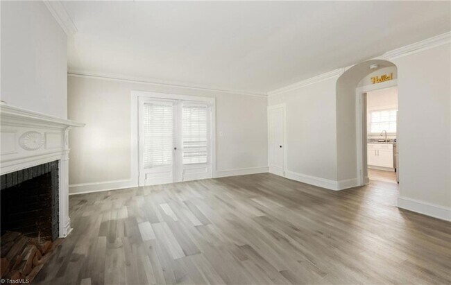 Building Photo - 208 Leftwich St