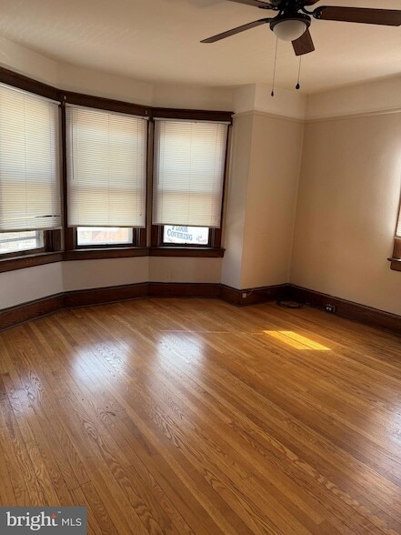 Building Photo - 24 N Church St