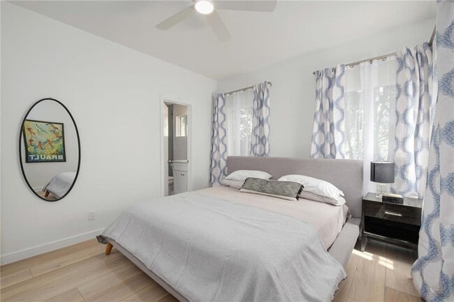 Building Photo - 1803 Bouldin Ave