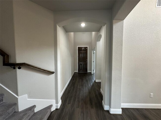 Building Photo - 4213 Valley Oaks Dr